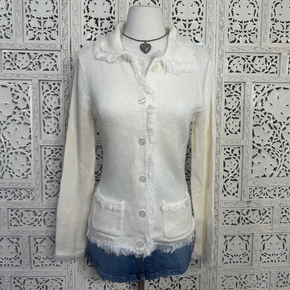 Chadwicks Sweaters - Chadwicks Ivory Button Up‎ Cardigan With Fringe Trim & Pockets Sz Small